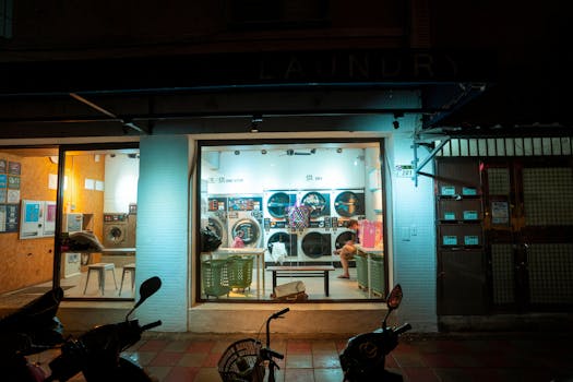 Unlocking the Psychology of Slot Machines: Why We Can't Stop Spinning